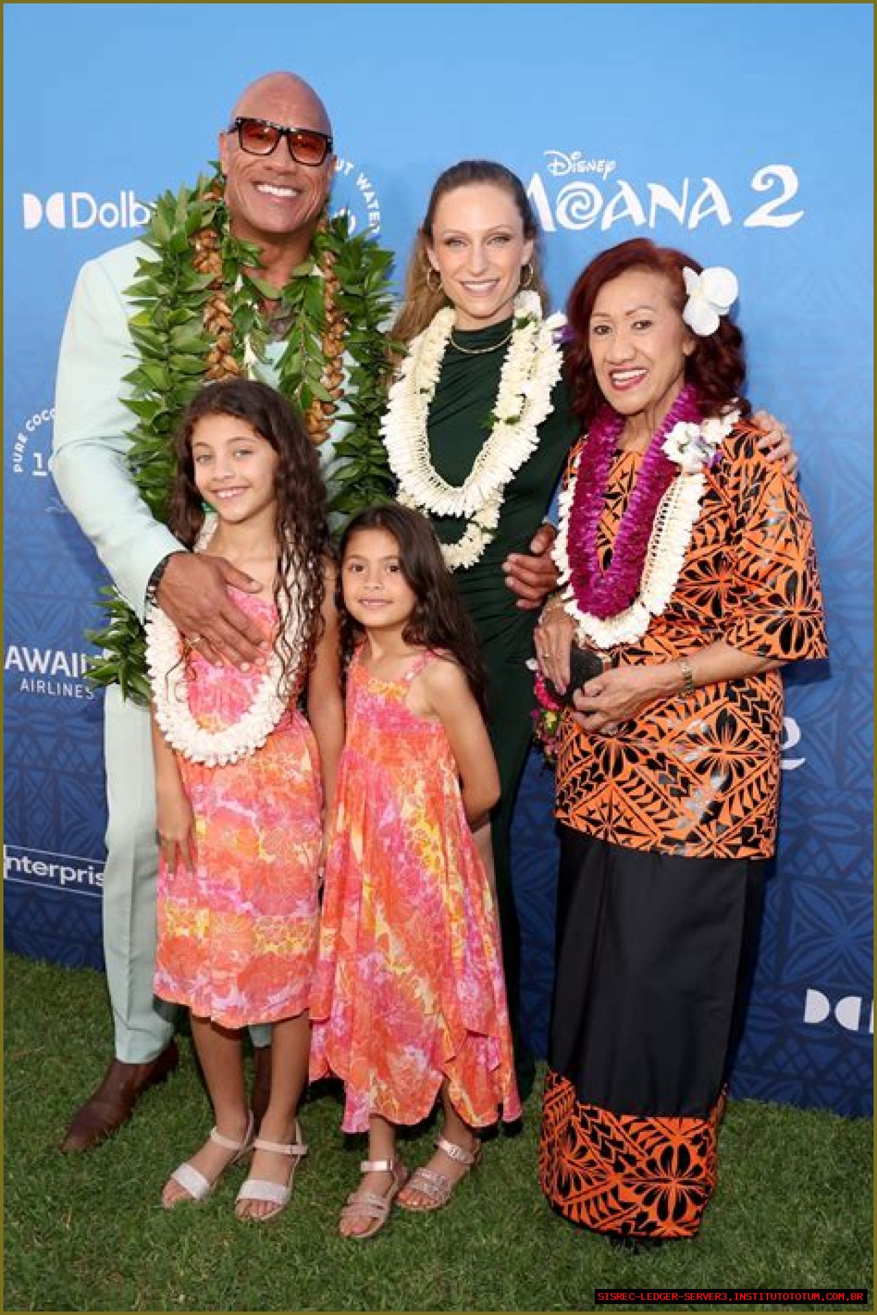 Dwayne Johnson's Race: Understanding His Ethnic Background And Cultural Identity